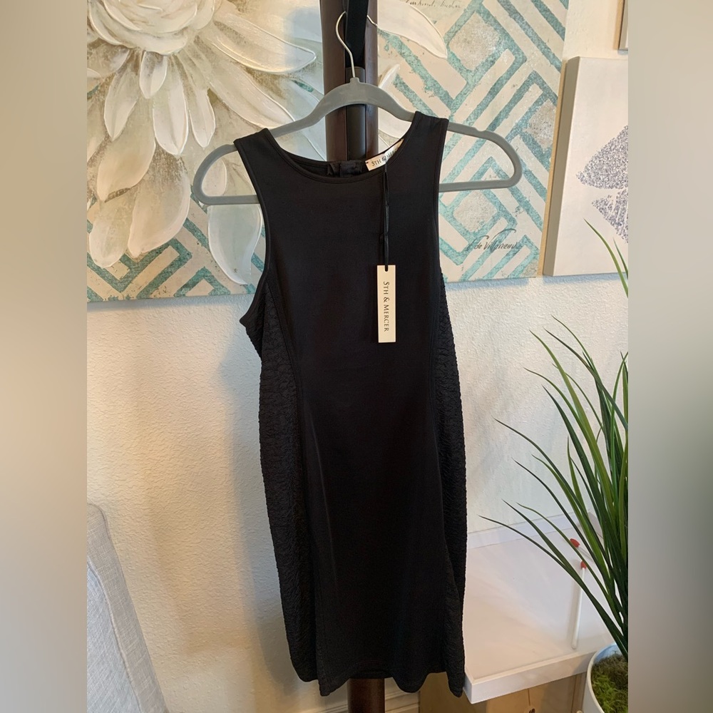 5th and Mercer black bodycon dress
